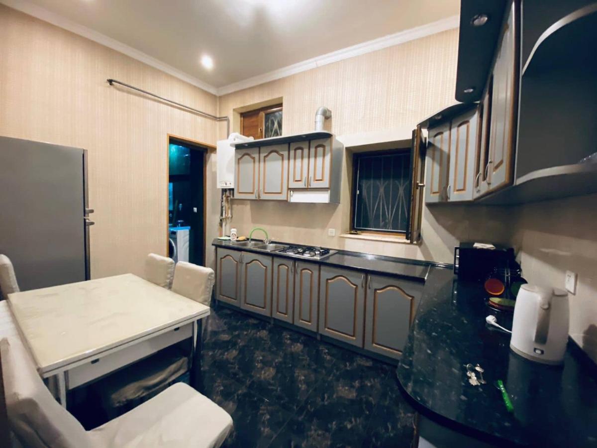 Barnaba Apartment Tbilissi Extérieur photo