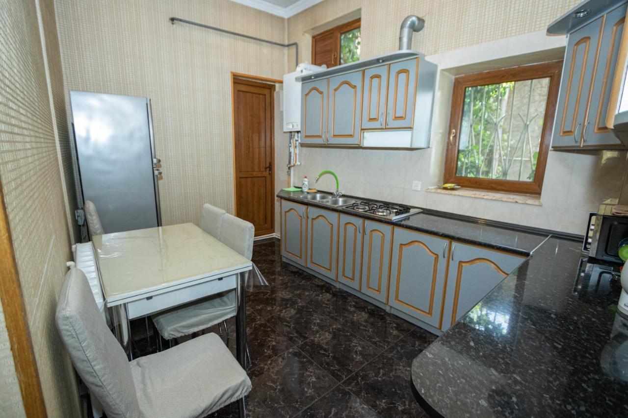 Barnaba Apartment Tbilissi Extérieur photo